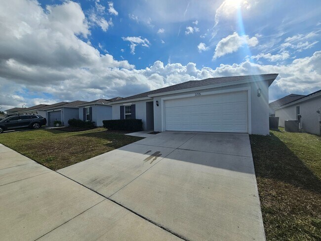 Foto del edificio - 3715 Eisel Wy