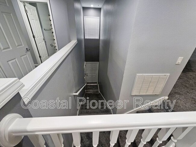 Building Photo - 2035 River Turia Cir