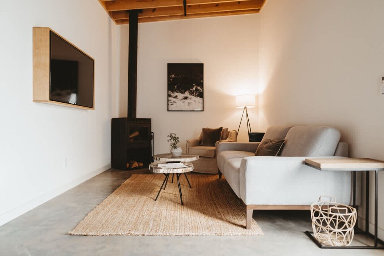 Primary Photo - 514 Hook St