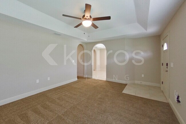 Foto del edificio - 2165 SW 153rd Loop