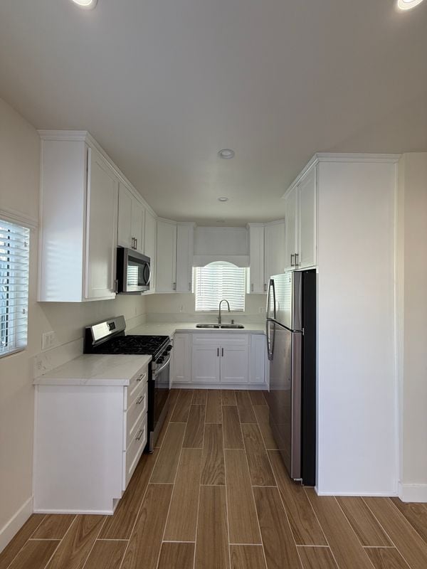 Building Photo - 4524 W 133rd St