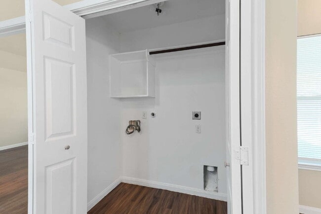 Photo - 14954 Huntington Willow Ln Apartment
