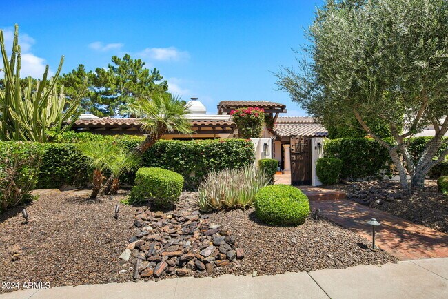 Building Photo - 9836 E Topaz Dr