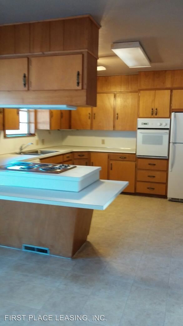 Building Photo - 3 br, 2 bath House - 121 Sandy Ln.