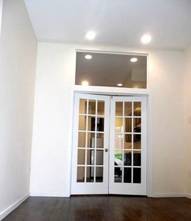 Foto del edificio - 950 Nostrand Ave