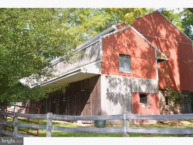 Building Photo - 2111 Gallows Hill Rd