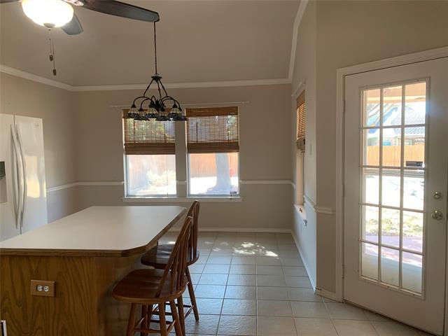 Foto del edificio - 8300 Vine Wood Dr
