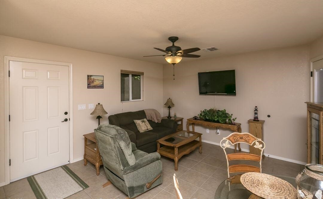 Primary Photo - 2191 Fremont Dr