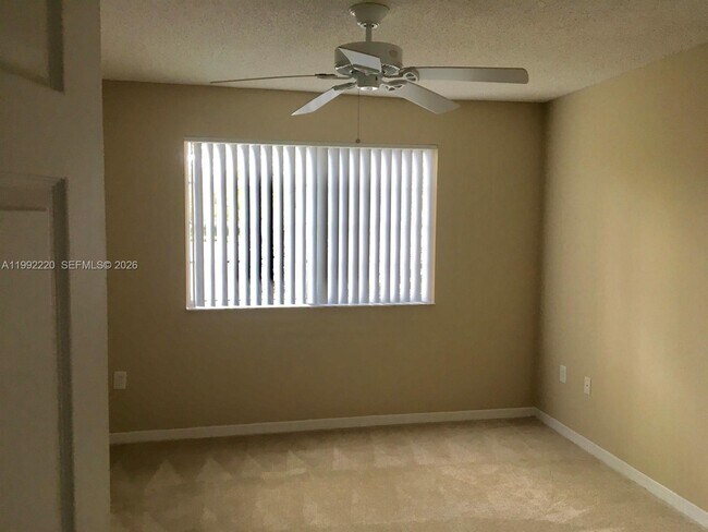 Foto del edificio - 4175 N Haverhill Rd