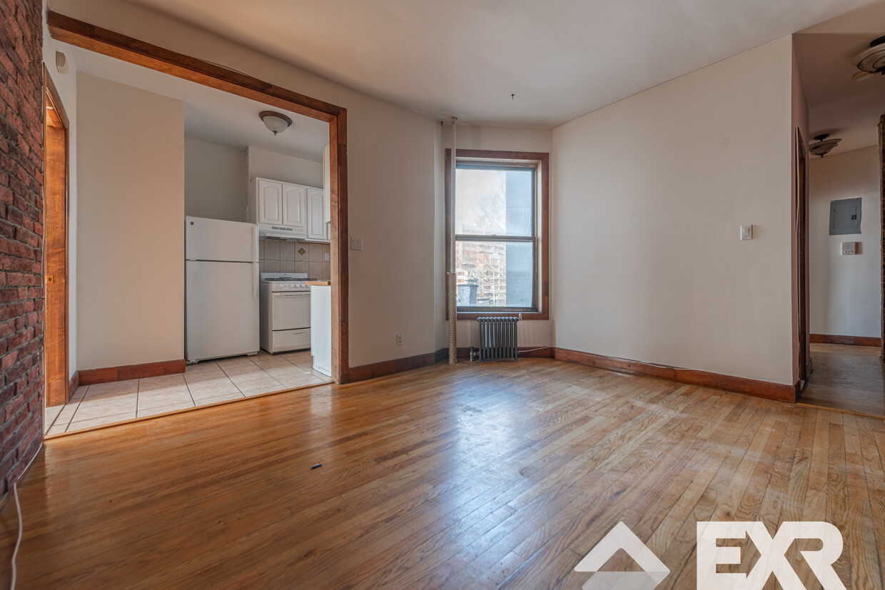 Primary Photo - 203 17th St