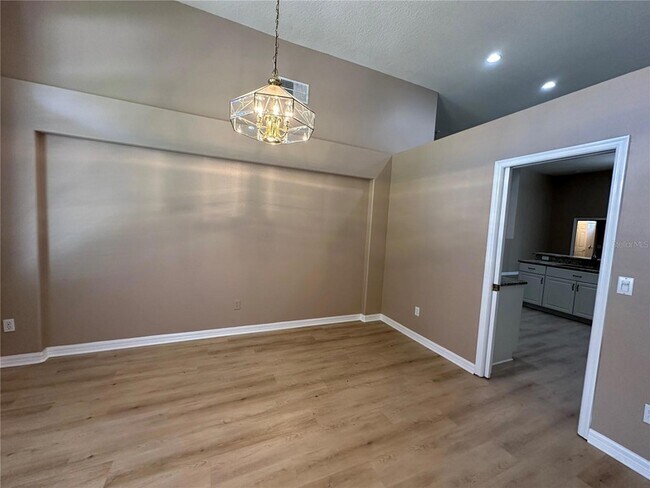 Foto del edificio - 13813 Bluewater Cir