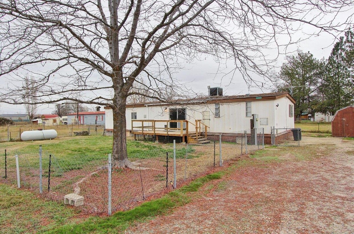 Foto principal - 1500 Boise Ave