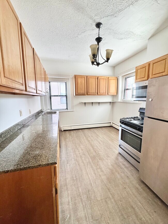 Building Photo - 1510 Tremont St
