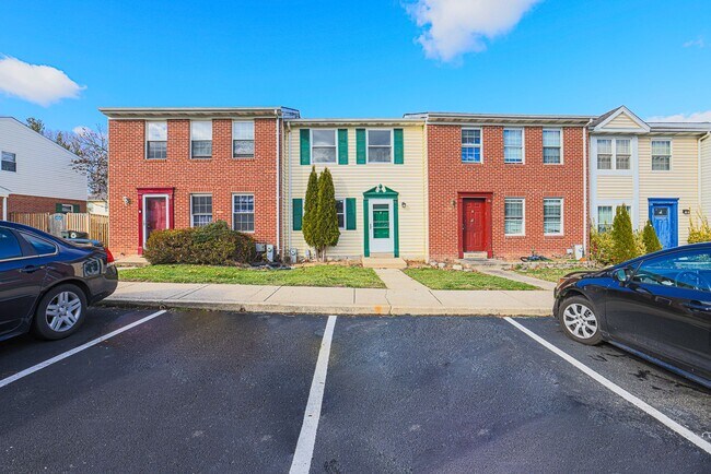 Photo - 14 Luffing Ct Townhome