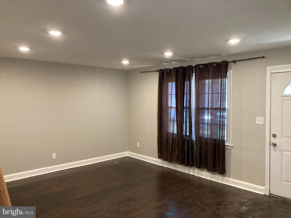 Foto principal - 965 Fairmount Ave