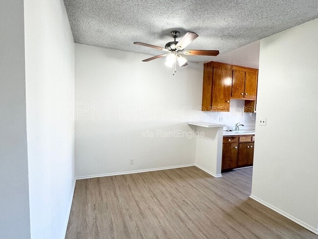 Foto del edificio - 4350 Troost Ave