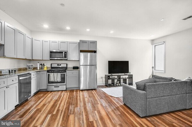 Foto del edificio - 2411 Kensington Ave