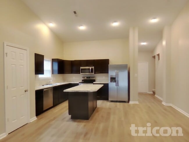 Building Photo - 12105 Fall Ct