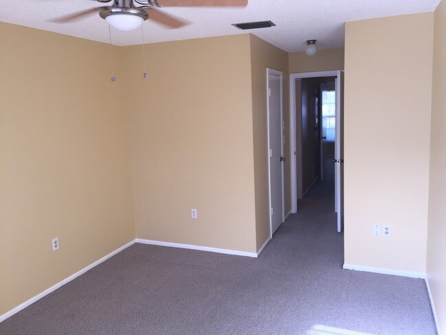 Foto del edificio - 2852 Stillwell Ct