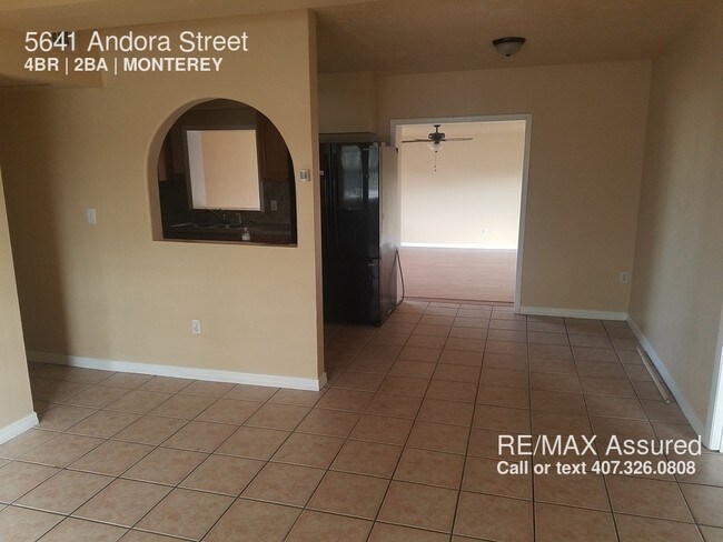 Building Photo - 5641 Andora St