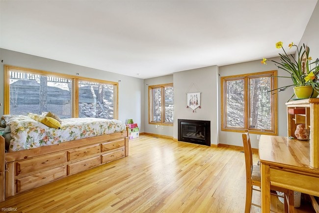 Building Photo - 4 br, 4 bath House - 2593 Sunshine Canyon Dr