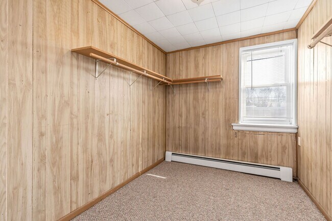 Building Photo - 307 W Westfield Ave