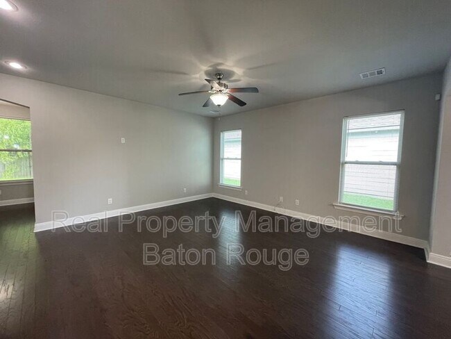 Building Photo - 7948 Antebellum Ave