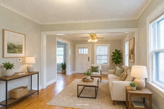 Building Photo - 4714 Mercier St