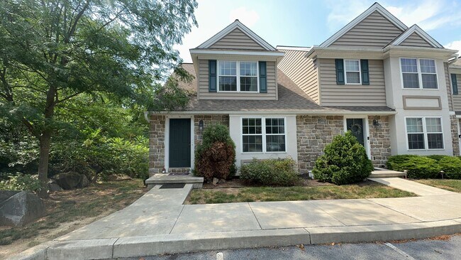 Foto del edificio - Beautiful 3 Bedroom Townhome in Elizabethtown!