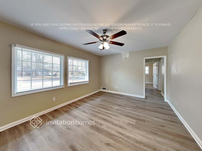 Building Photo - 2716 Lancaster Dr