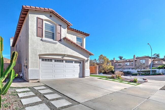 Foto del edificio - 725 Vista Santo Thomas