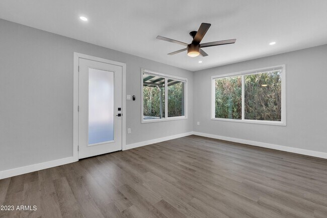 Foto del edificio - 3110 N 39th St