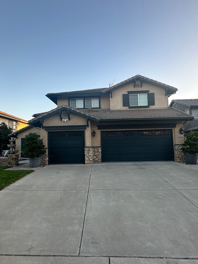 Photo - 16275 Summerset Street House