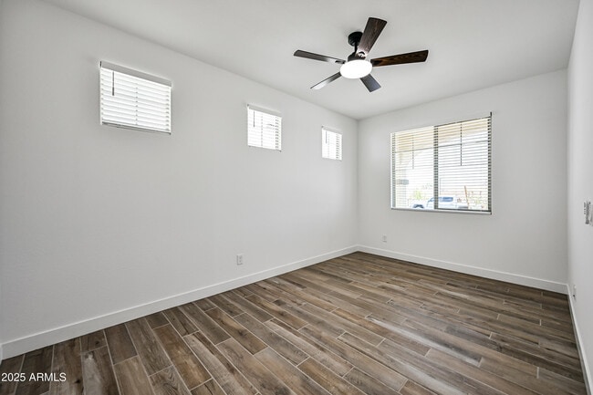 Foto del edificio - 11196 N 168th Dr