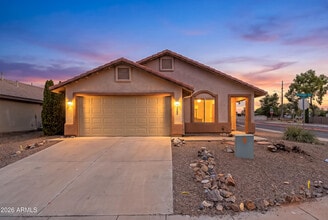 Building Photo - 902 Monte Vista Ave