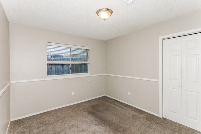 Foto del edificio - 18714 Andalusian Dr