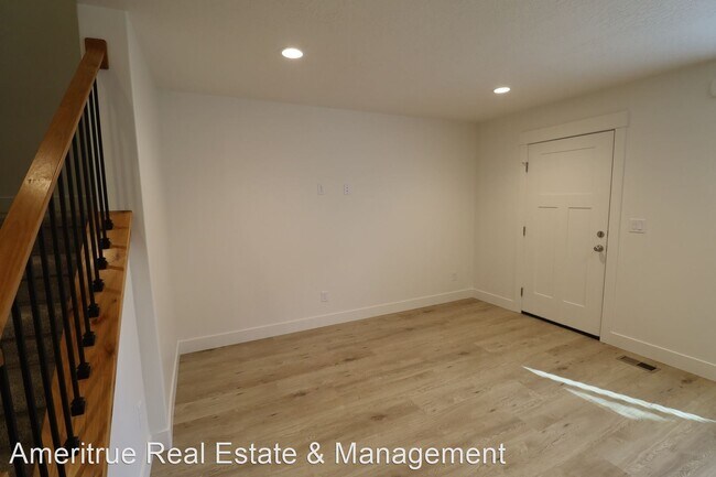 Foto del edificio - 3 br, 2.5 bath House - 172 East Valley Way...