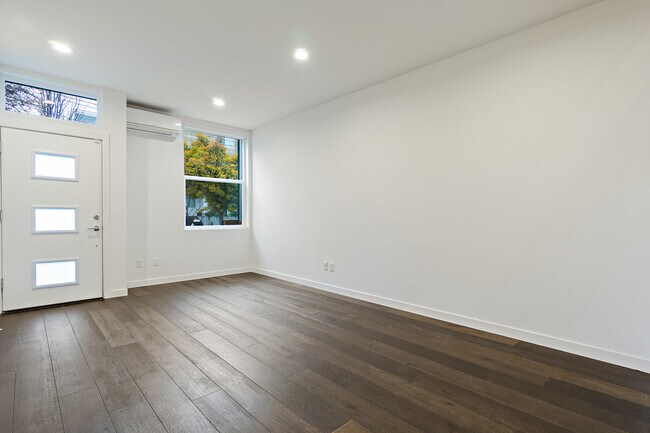 Foto del edificio - 2614 SW Nevada St