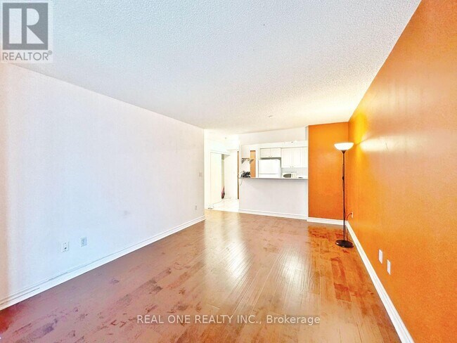 Photo du bâtiment - 29 Pemberton Ave