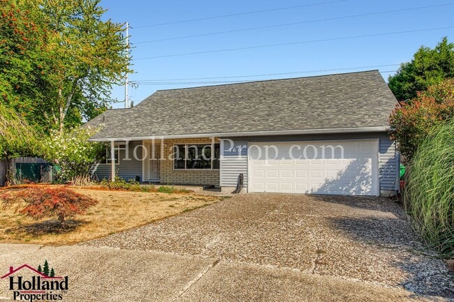 Building Photo - Remodeled 4-Bed with Brand New Appliances & Spacious Yard!