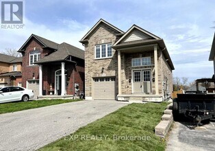 Building Photo - 144 Capreol Ct