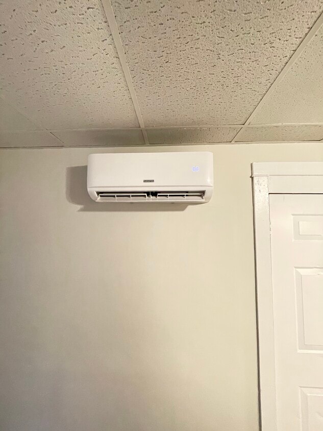 Primary Photo - 416 S Lime St