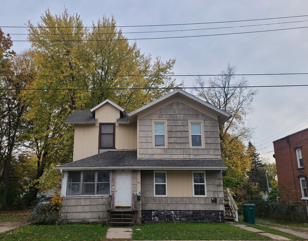 Primary Photo - 92 Cherry St