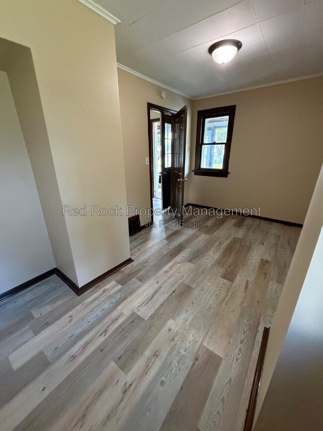 Foto del edificio - 1147 McKinley Ave