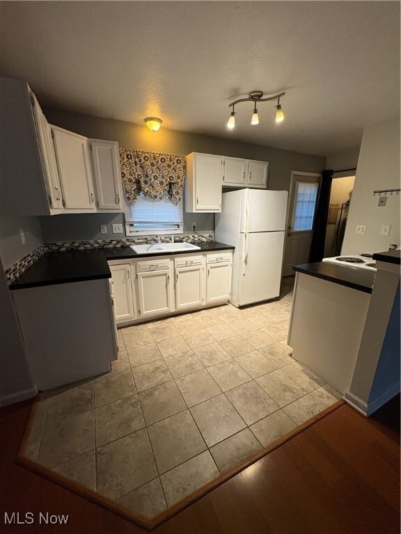 1182 S Lincoln Ave Salem, OH 44460 – photo 5