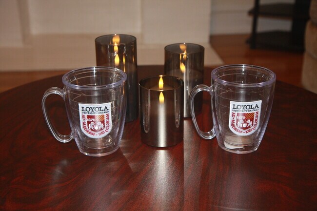 Welcome HOME - 1415 W Rosemont Ave