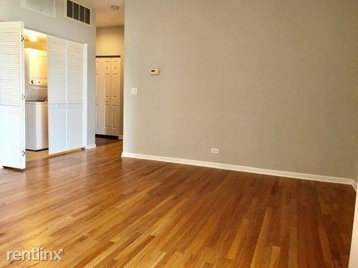 Foto del edificio - 2451 W Howard St