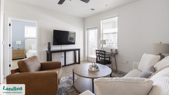 Foto del edificio - 255 N Camino Mercado