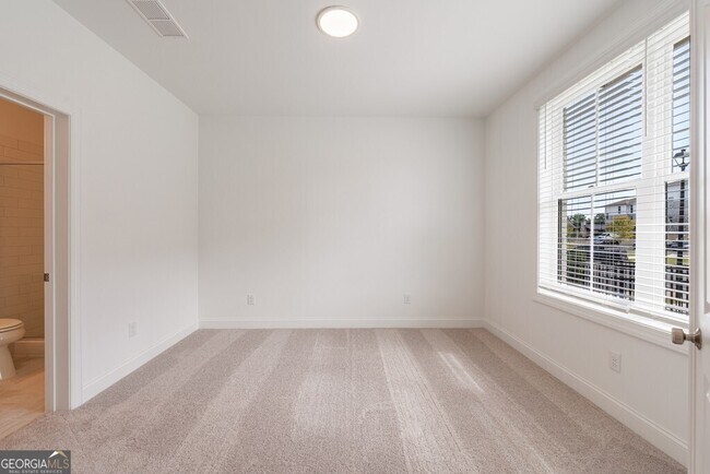 Foto del edificio - 510 Healy Dr