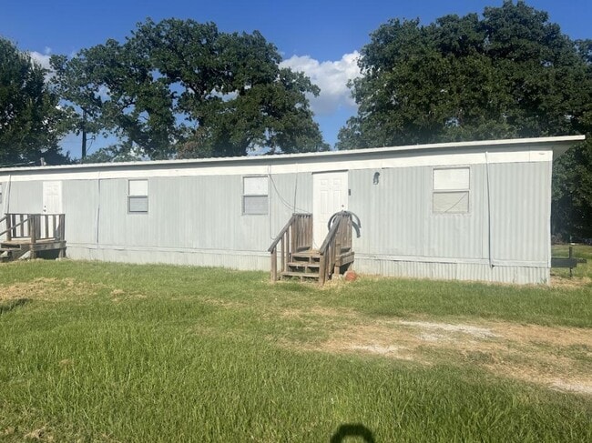 Building Photo - 1545 Partridge Ct